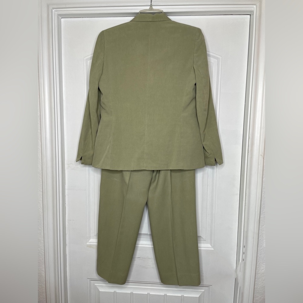 4 Piece Silk Suits Jacket, Dress, Beaded Shell, Pants Sage Green Sz 4,8,6,and 10 - Picture 5 of 14